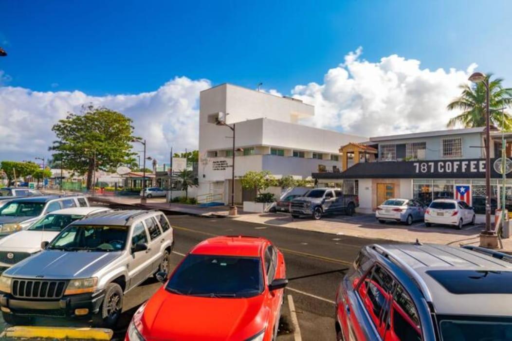 Sunset Paradise Cozy Beachfront Escape - Isla Verde Σαν Χουάν Εξωτερικό φωτογραφία