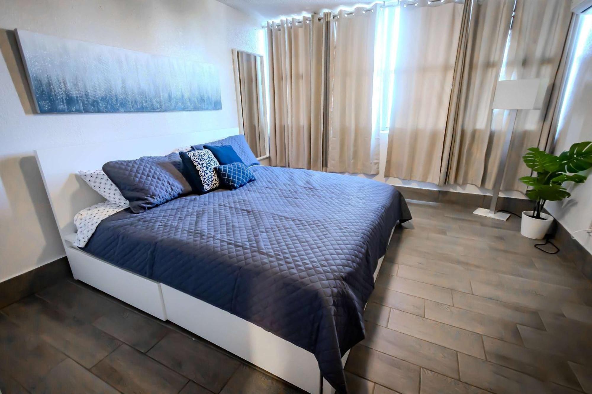 Sunset Paradise Cozy Beachfront Escape - Isla Verde Σαν Χουάν Εξωτερικό φωτογραφία