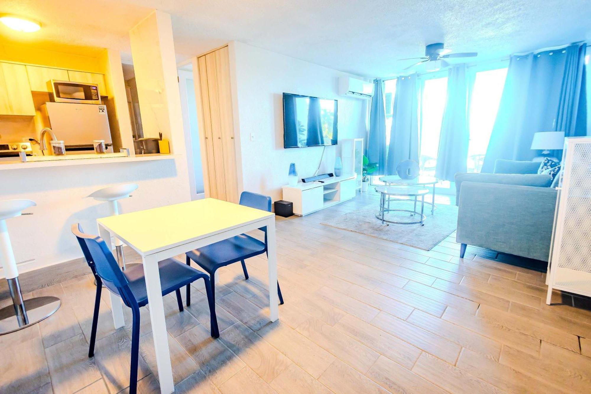 Sunset Paradise Cozy Beachfront Escape - Isla Verde Σαν Χουάν Εξωτερικό φωτογραφία